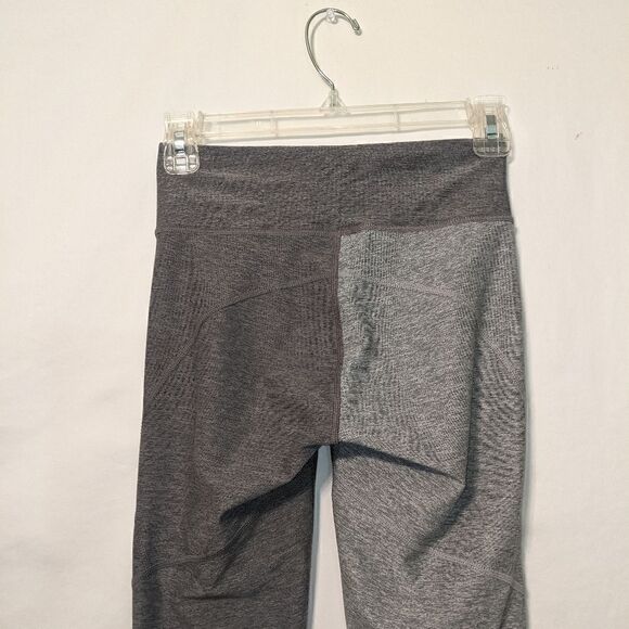 Outdoor Voices Grey Leggings Rare Design Size XS - Picture 4 of 9